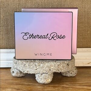 Wingme Ethereal Rose Face‎ and Eye Palette